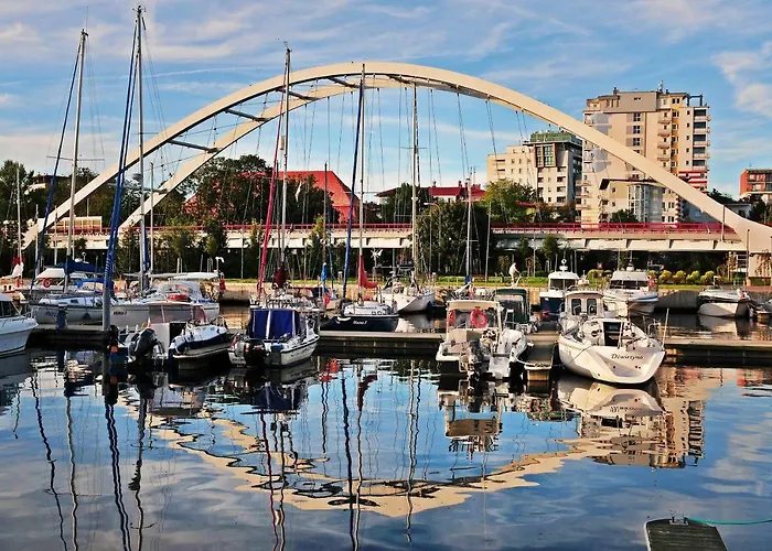 Luxury Marina Apartment